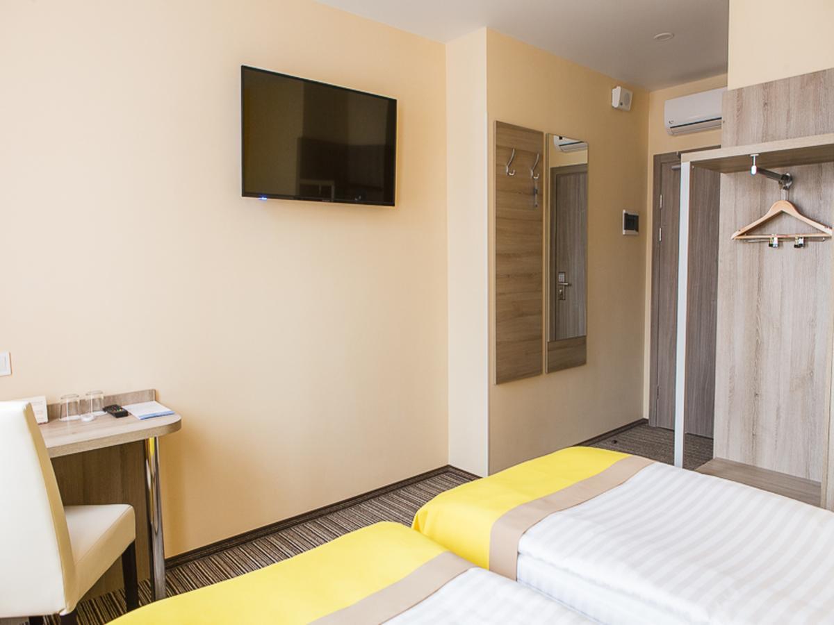 Raziotel Kyiv Yamska Extérieur photo